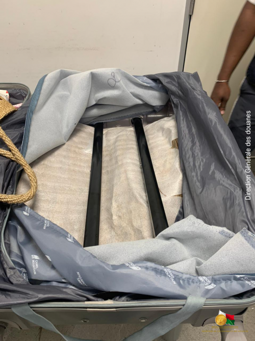 4,950 kg d’héroïne saisies par la douane à l’aéroport international d’Ivato