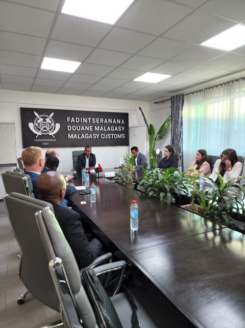 Mise en œuvre du Programme de contrôle des conteneurs au port de Toamasina en vue