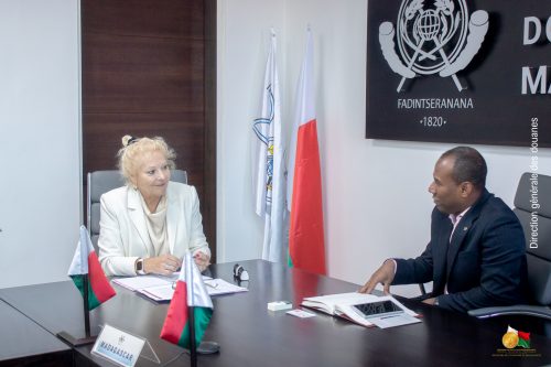 Le FMI/Afritac Sud en mission auprès de la Douane Malagasy