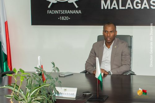 Collaboration entre le FMI et la Douane Malagasy