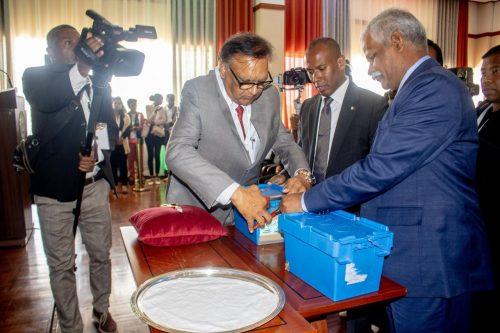 Coopération douanière : l’engagement de la Douane Malagasy aboutit à la restitution de 25,5 kg d’or