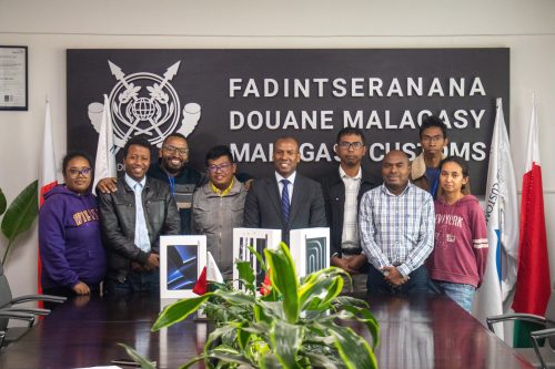 Premier à Madagascar : la Douane Malagasy crée un Centre d’Excellence des Données et de l’Intelligence Artificielle