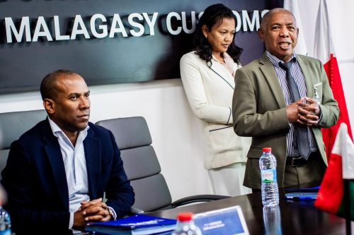 La Douane Malagasy s’allie à l’École nationale d’informatique de Fianarantsoa pour développer l’intelligence artificielle