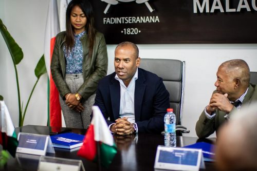 La Douane Malagasy s’allie à l’École nationale d’informatique de Fianarantsoa pour développer l’intelligence artificielle