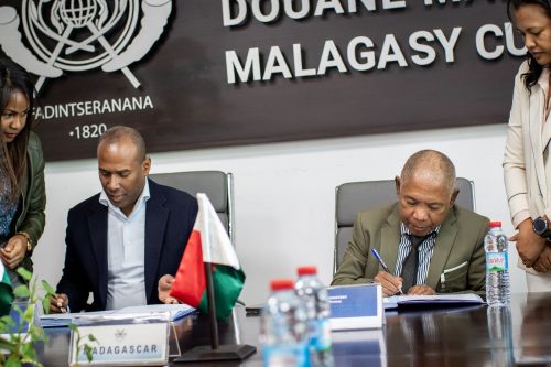 La Douane Malagasy s’allie à l’École nationale d’informatique de Fianarantsoa pour développer l’intelligence artificielle
