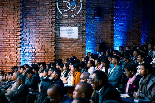La Douane malagasy, pionnière de l’intelligence artificielle, ouvre le débat sur la souveraineté des données avec le monde universitaire