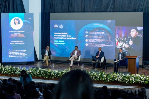 La Douane malagasy, pionnière de l’intelligence artificielle, ouvre le débat sur la souveraineté des données avec le monde universitaire