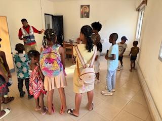SAVOIR, COMPRENDRE, AGIR: La douane Malagasy aux côtés de la jeunesse
